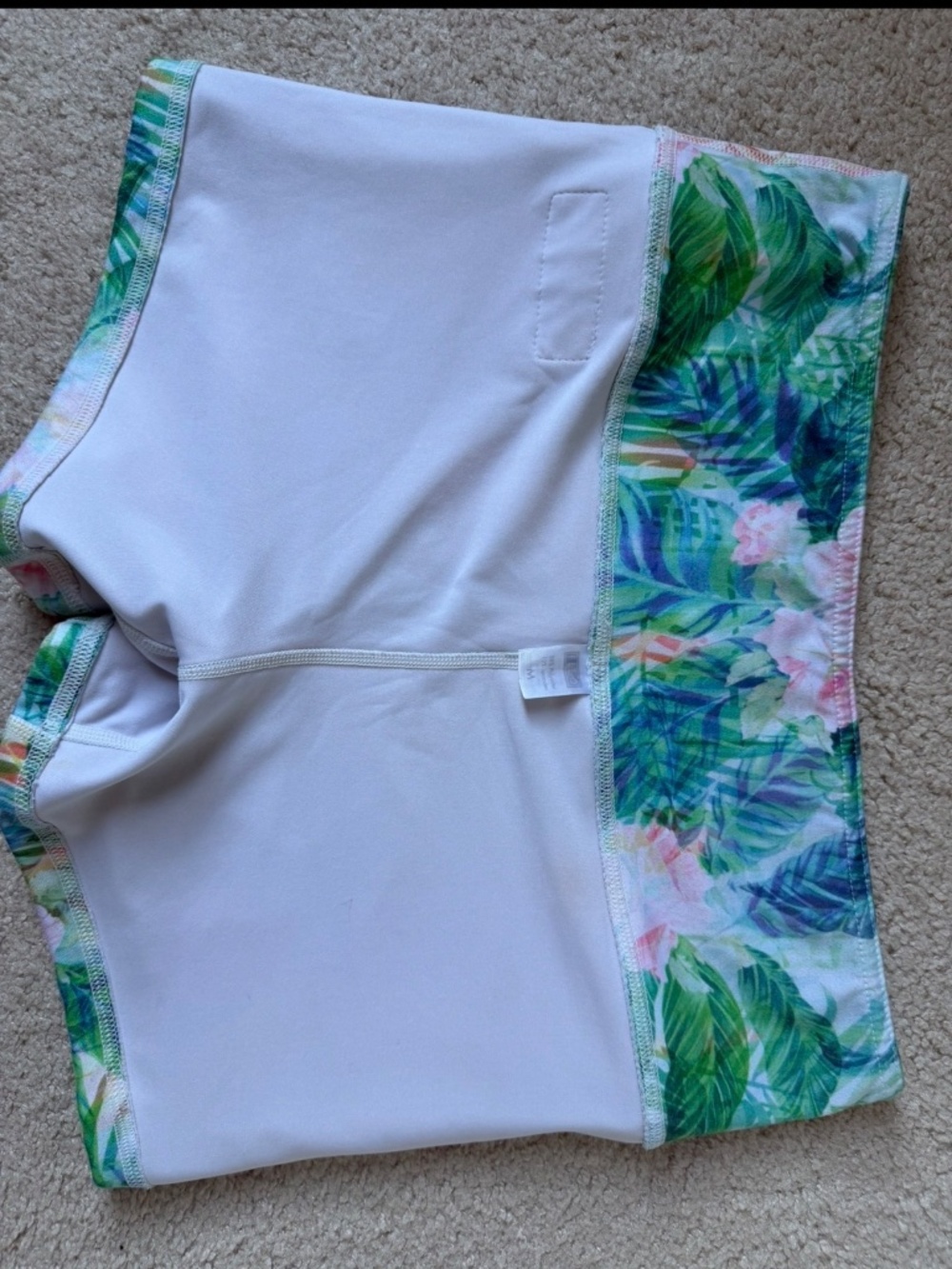 Apex Contour Short 3.25" - Mid Rise - Double lined - Size M - Picture 4 of 4